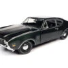 Auto World 1/18 1969 Oldsmobile Cutlass S W-31