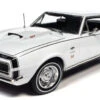 Auto World 1/18 1967 Chevrolet Camaro Hardtop Yenko